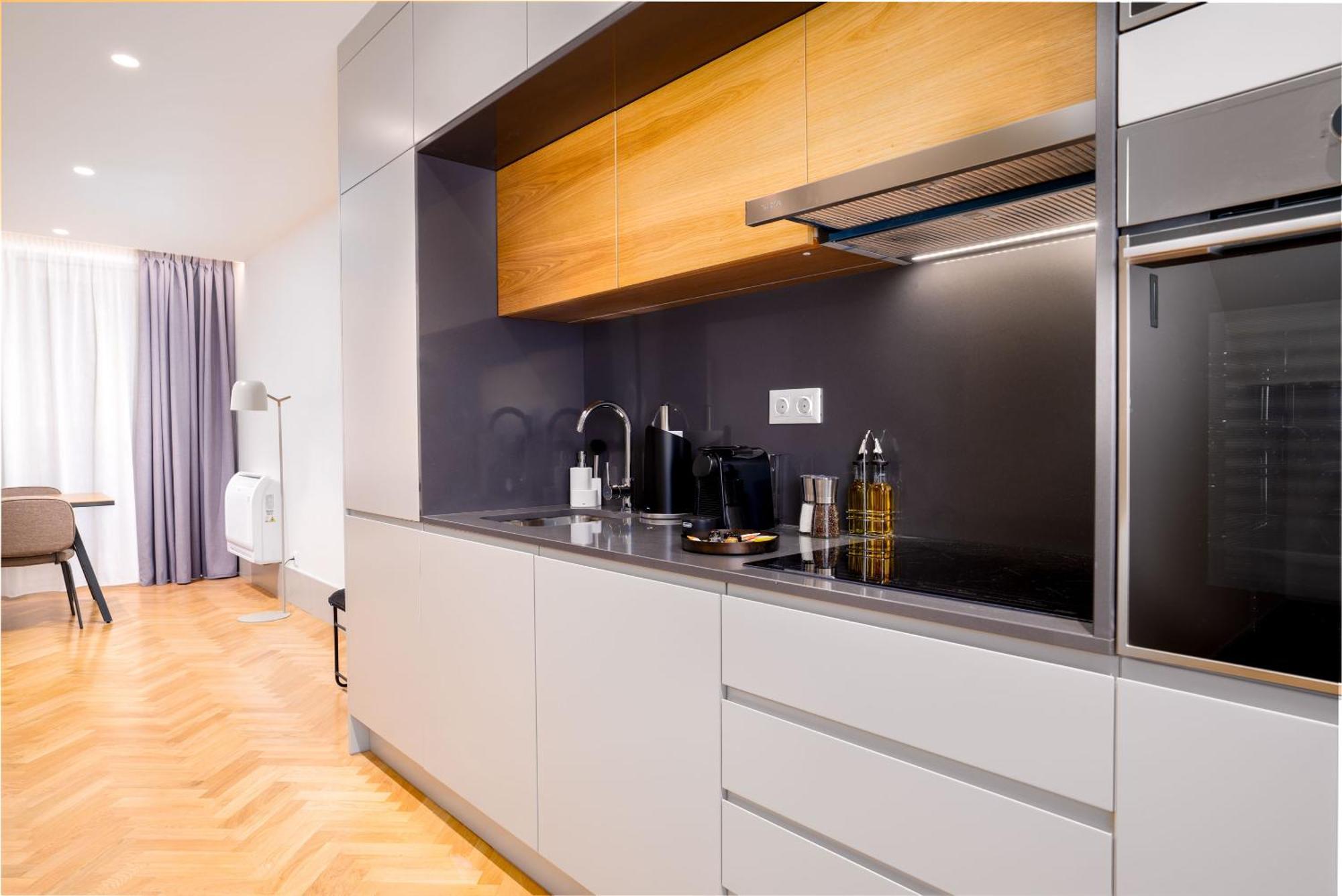 Limehome Porto Rua 31 De Janeiro Екстер'єр фото