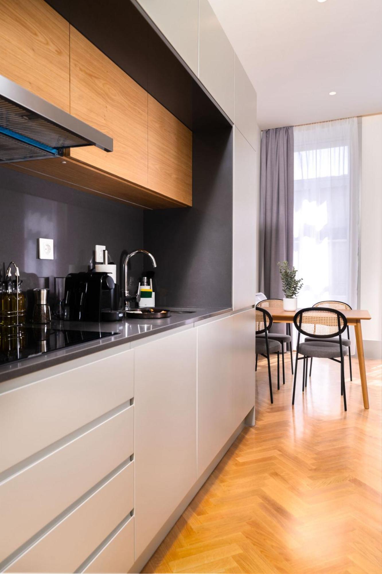 Limehome Porto Rua 31 De Janeiro Екстер'єр фото